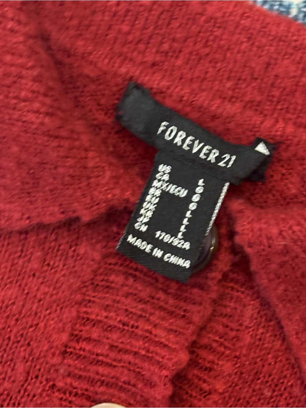 Red flower sweater Large - Picture 5 of 6